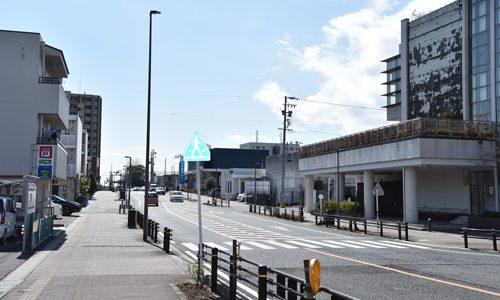 最寄り駅からのアクセス方法